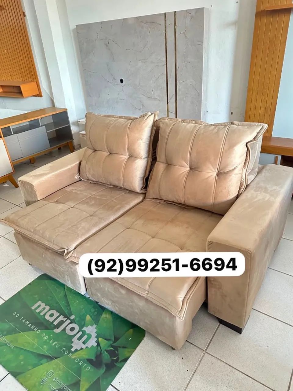 Sofá retrátil reciclável com baú 