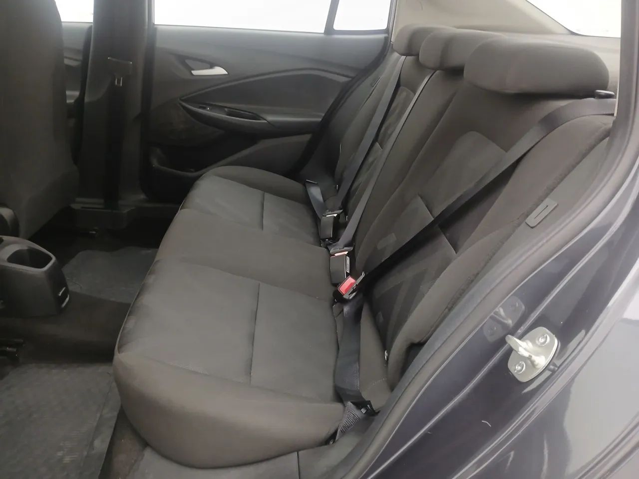 Chevrolet Onix Activ 1.4 8V Flex Aut. 4P, foto 17 de 18