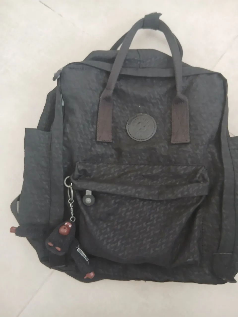 mochila kipling preta média *ler descrição*