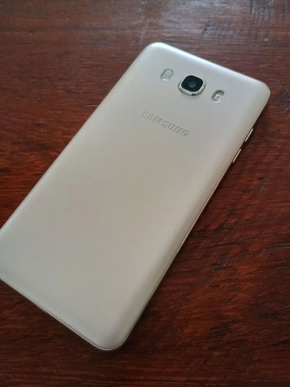 Celular Samsung J7 com carregador - Foto 2