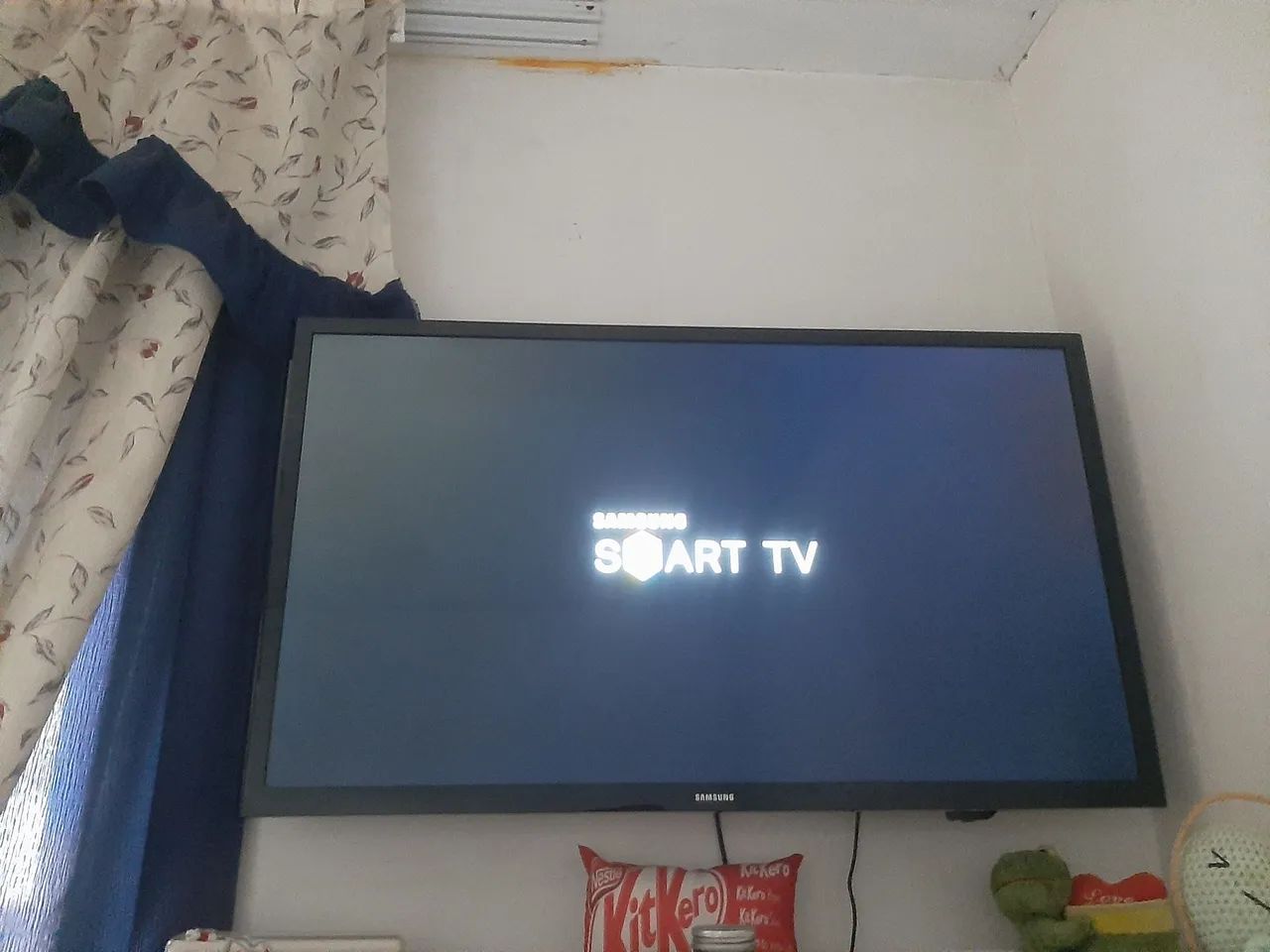 Vendo ou troco TV Smart Samsung 32 - Foto 2