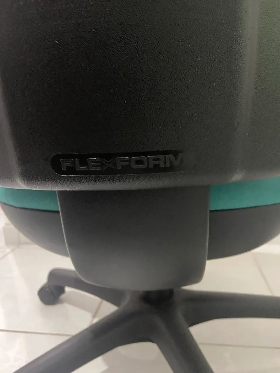 CADEIRA DE ESCRITÓRIO FLEXFORM ? VERDE-ÁGUA  - Foto 3