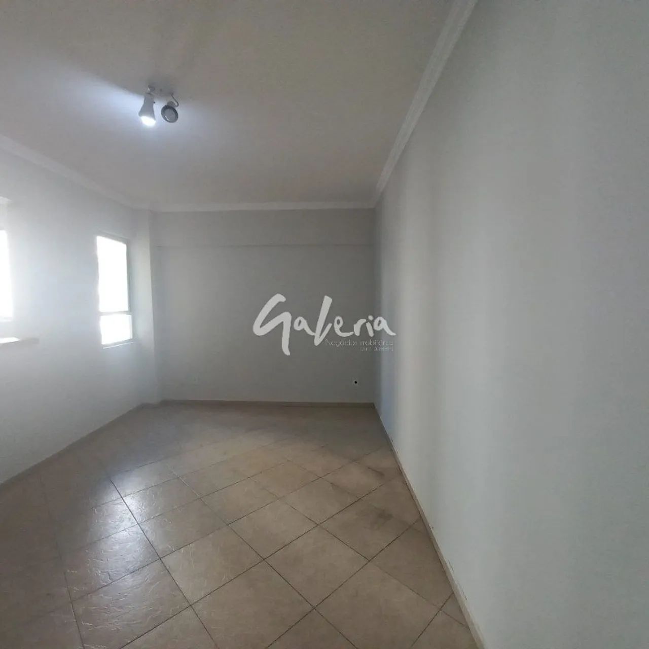 Apto com 2 dormitórios 1 vaga no centro oportunidade - Foto 2