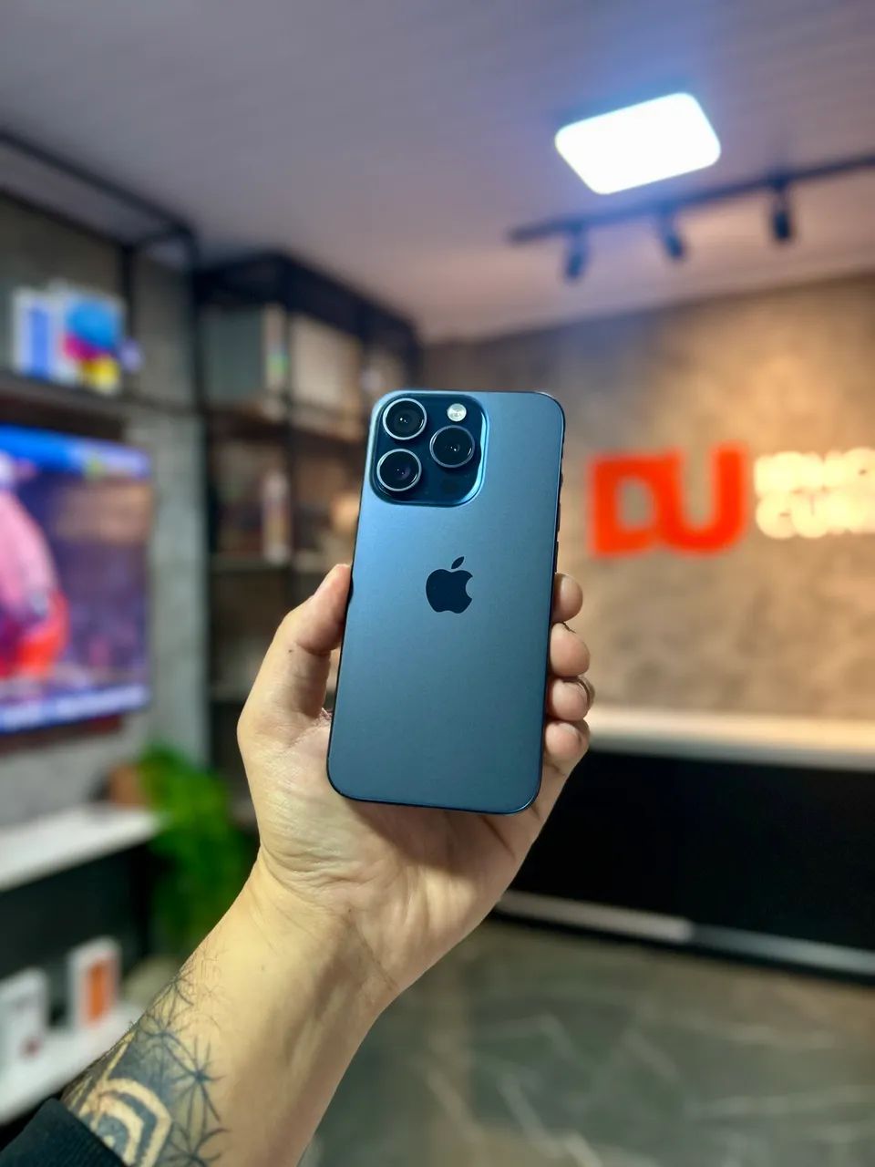 iPhone 15 Pro 256GB Azul - Foto 3