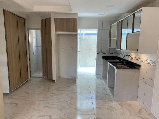ALUGO ANUAL(S/MOBÍLIA): APT 2 DORMITÓRIOS SUÍTES COM SACADA - BAIRRO INGLESES