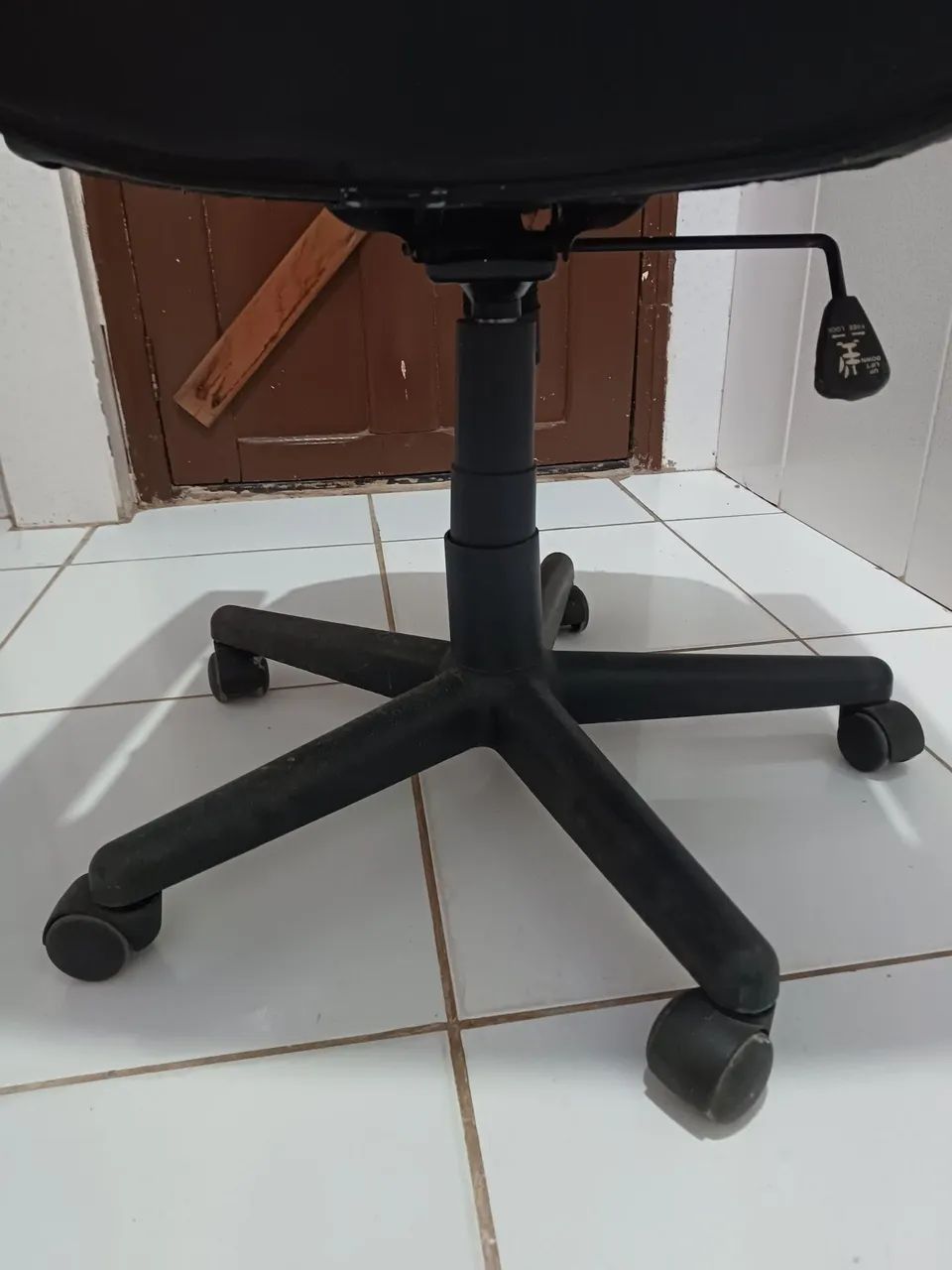Cadeira de escritório  - Foto 4