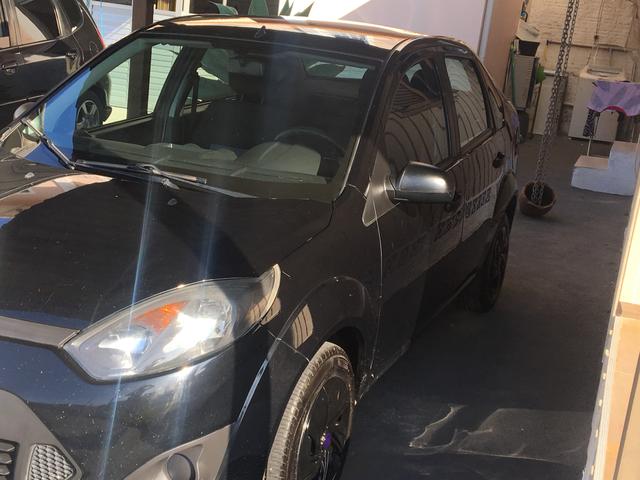 Vendo Fiesta Sedan 1.6 2011 Completo - Impecável