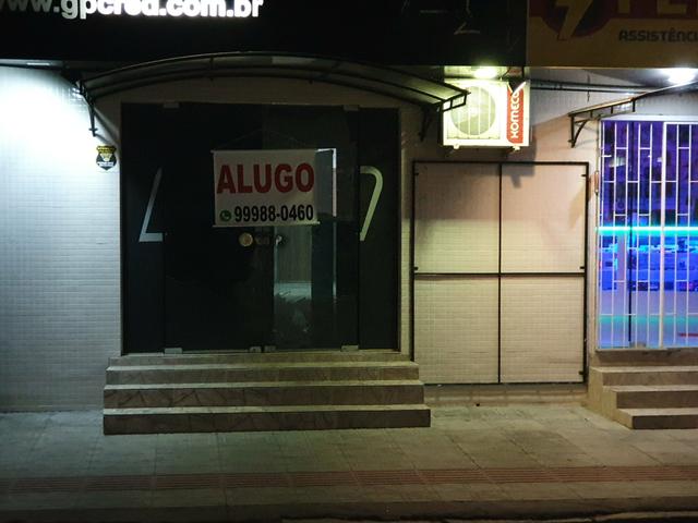 Alugo sala comercial térrea