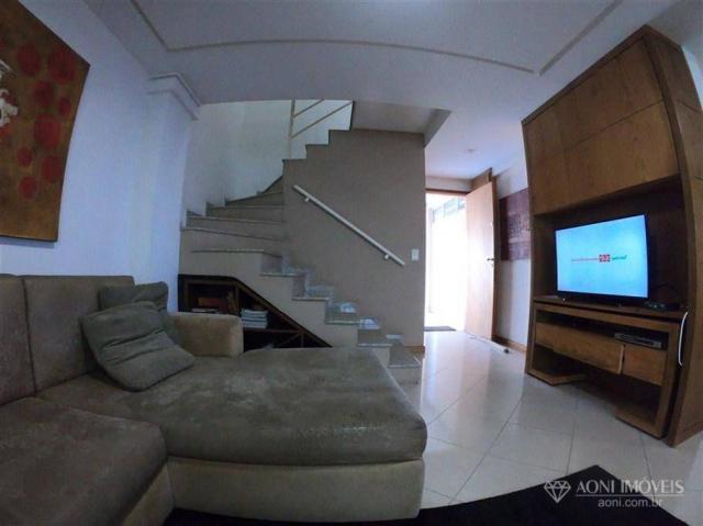 Casa duplex com 4 dormitórios, sol da manhã, lazer com churrasqueira e quintal, 3 vagas de - Foto 11