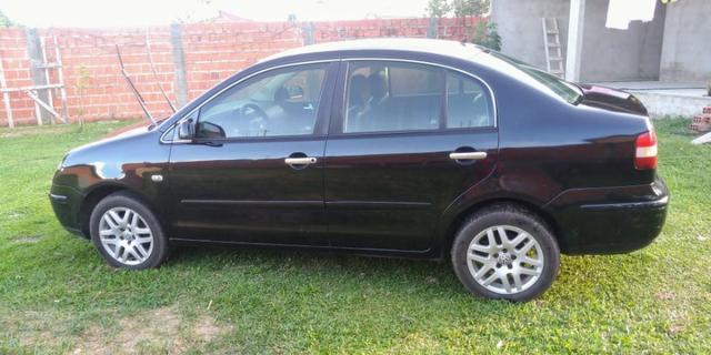 Vendo carro polo sedan