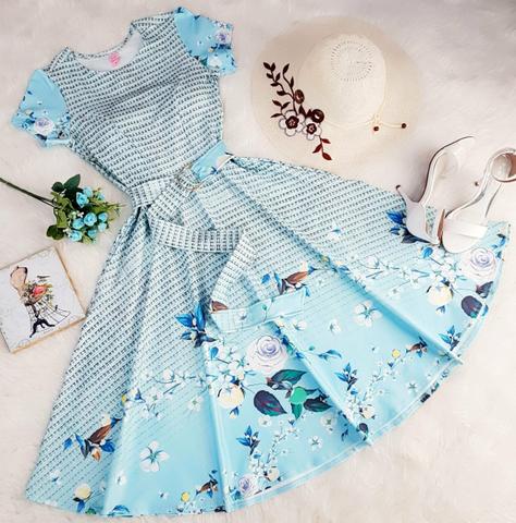Vendo vestidos midi Godê tenho outras estampas