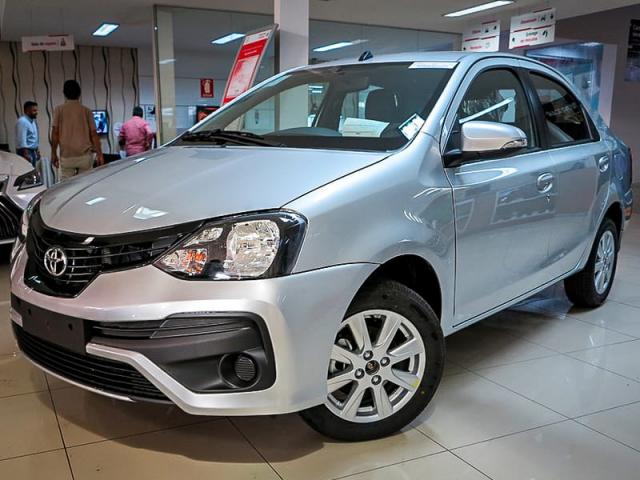 TOYOTA ETIOS SEDAN X PLUS 15 AT 19/20 - Foto 3