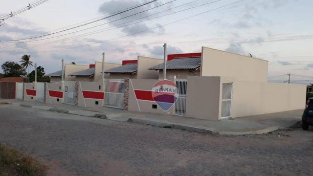 Casas Prox. ao Serv Club 02 quartos sendo um Suite - Foto 4