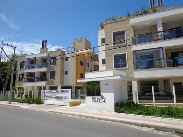 Apartamento com 2 dormitórios, 1 suíte, semi mobiliado.