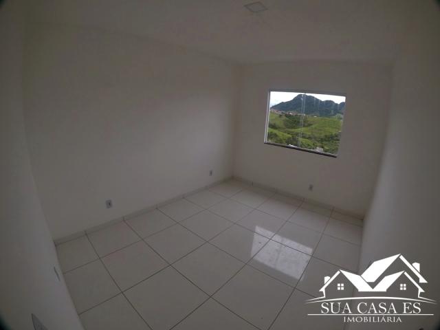 Bela Casa Triplex 2 Quartos com Enorme área externa para espaço Gourmet - Foto 8