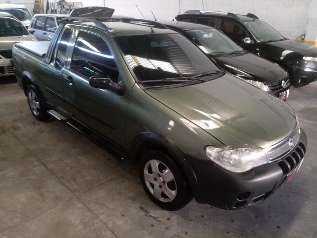 Fiat Strada Adventure com GNV - Foto 2