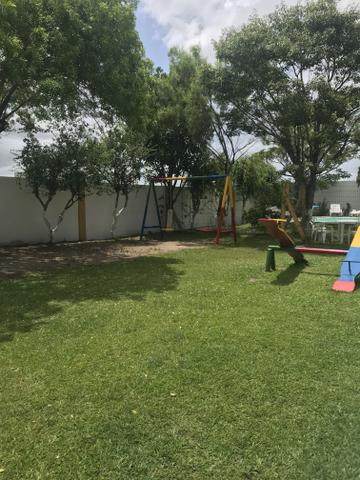 Apto central em condomínio fechado - Foto 6