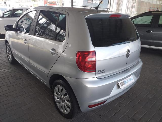 VOLKSWAGEN FOX 1.0 8V (G2) 4P - Foto 3