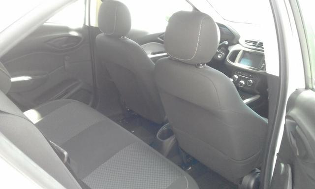 Onix Hatch LT 1.4 Flex Completo - Foto 12