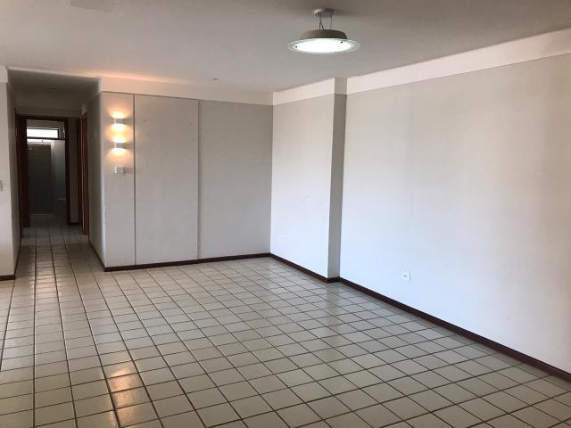 Alugo imóvel com quatro quartos - Foto 4