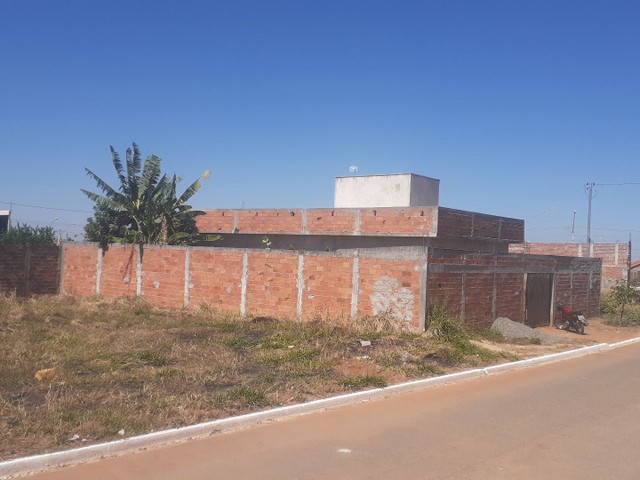LOTE ÁGIO COM CASA INACABADA POR 70MIL REAIS
