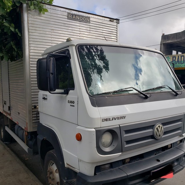 VW 8.160 2016 KM BAIXO