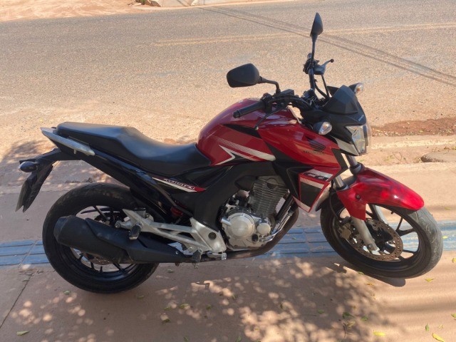 HONDA CB 250 TWISTER