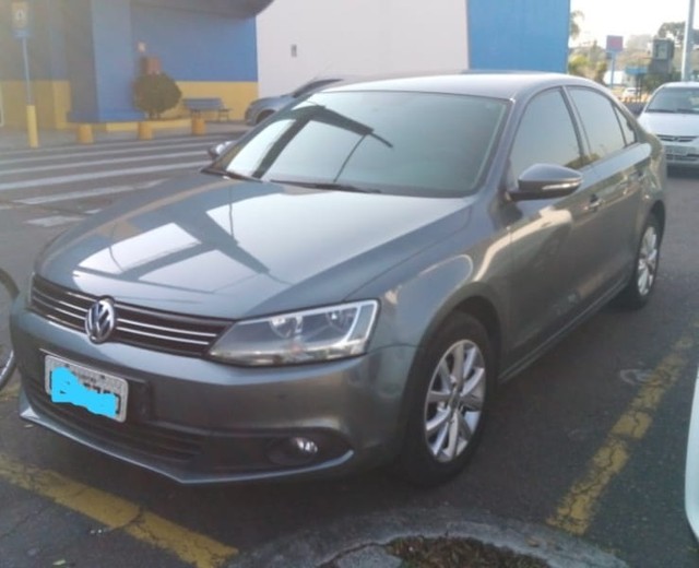 VOLKSWAGEN JETTA 2.0 2011 FLEX