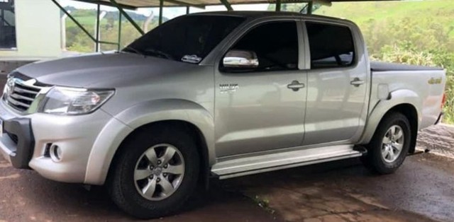 TOYOTA HILUX SRV 2.7 4X4 AUTOMÁTICA