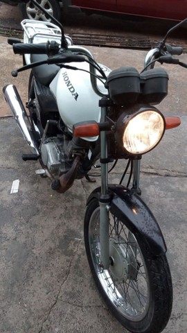 VENDO MOTO HONDA CG 125