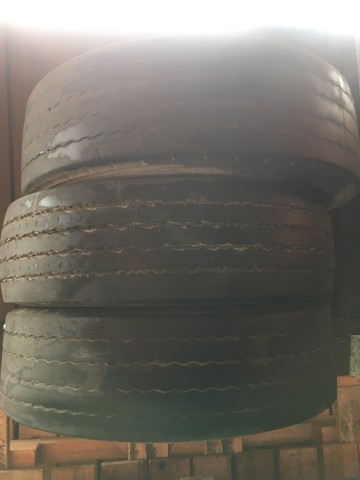 PNEUS PARA CAMINHÕES.