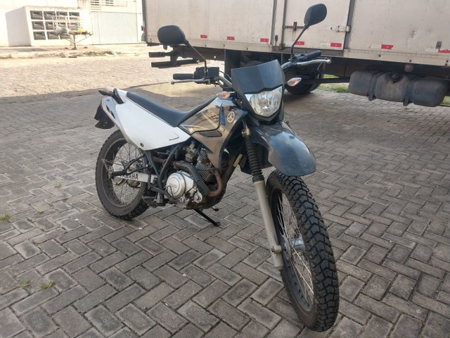 XTZ COMPLETA EMPLACADA