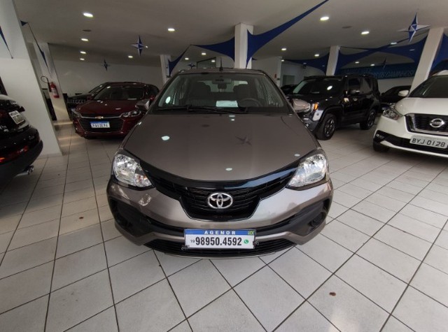 TOYOTA ETIOS 1.5 X PLUS AUTOMATICO 2020