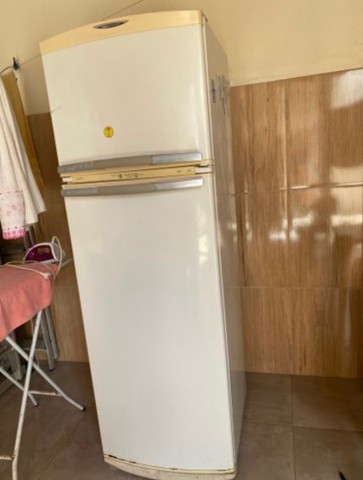 Conserto em geral geladeira, freezer e máquina lavar  em domicílio  - Foto 3