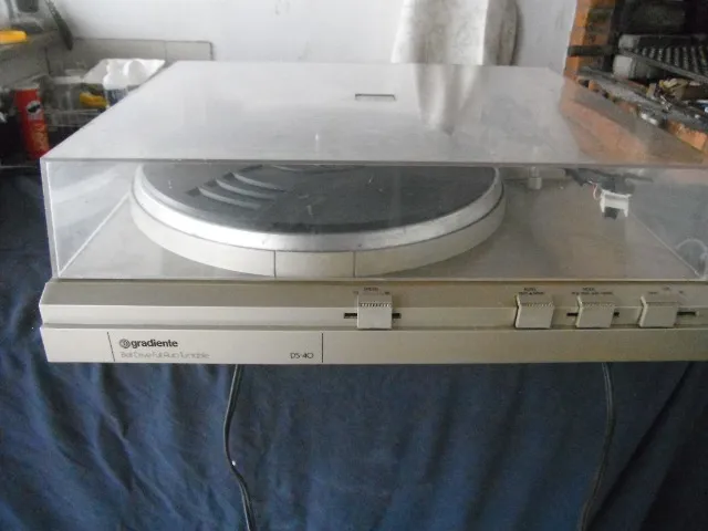 Aparelho de Som Gradiente, Toca Fitas, Rádio, Toca Discos, Equalizador 2  Caixas Acústicas a Retirar, Produto Vintage e Retro Gradiente Usado  92034812