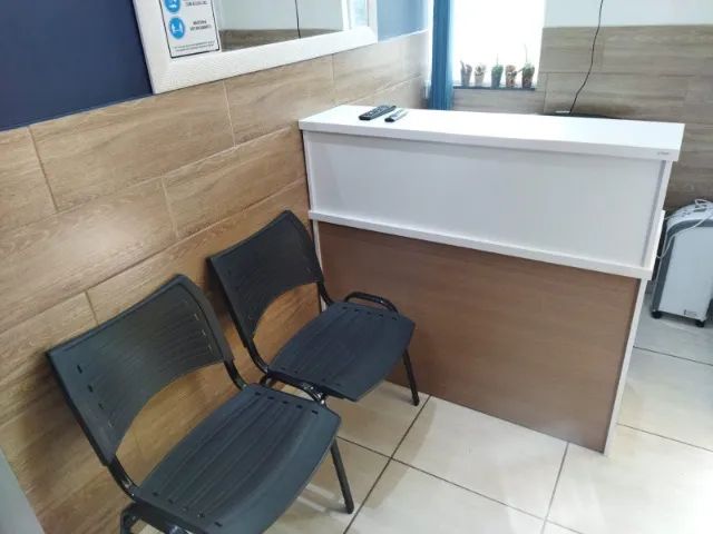 balcão para recepção reto com frente amadeirado  - Foto 4