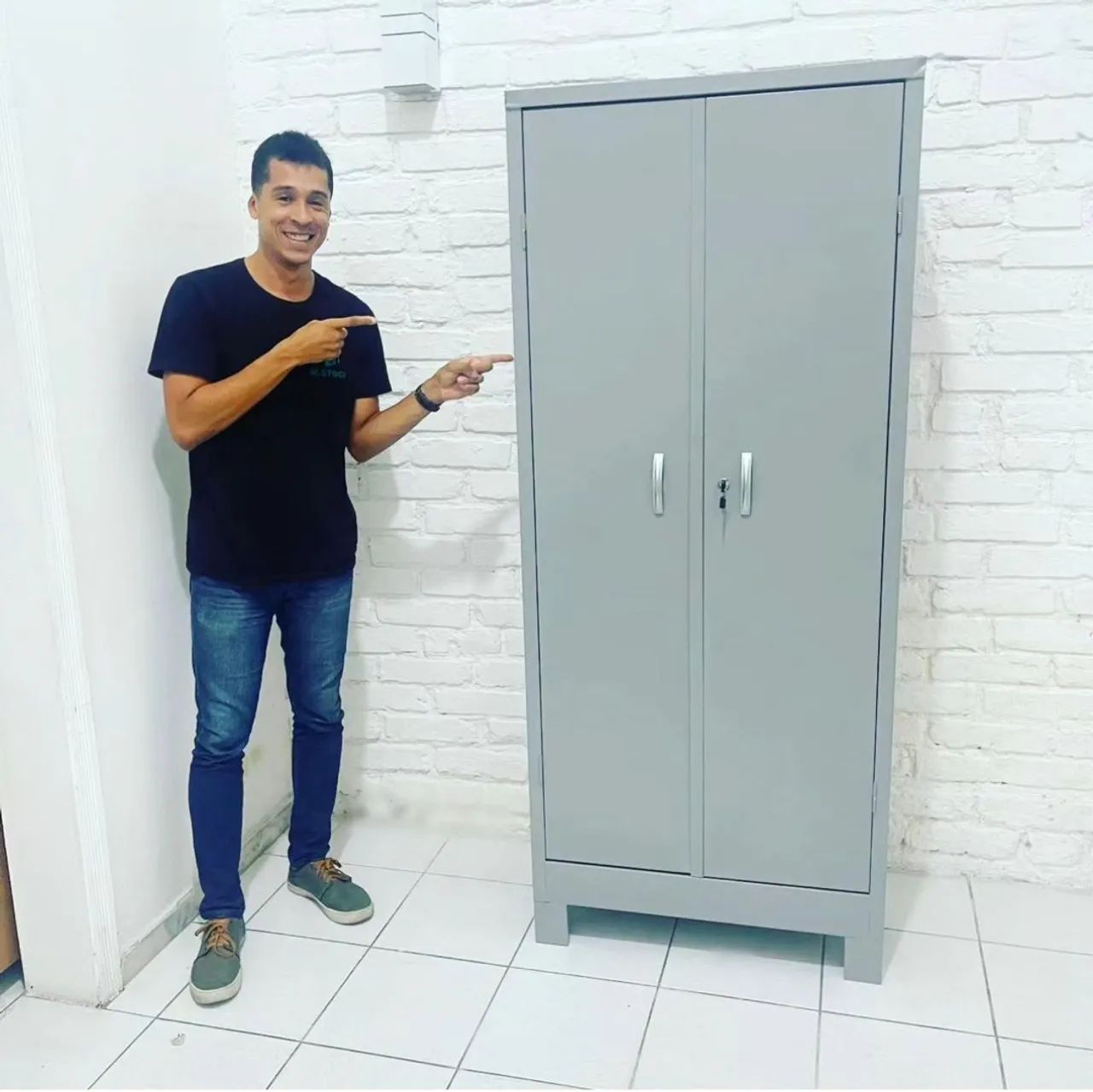 Estante armário 2 portas arquivo de aço roupeiro  - Foto 2