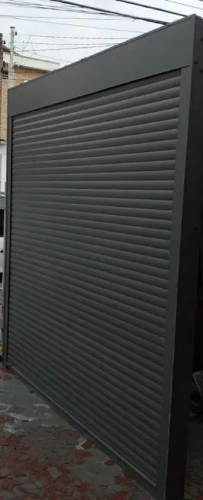 Porta com persiana blackout alumínio cinza novas 1.40 L x 2.40. - Foto 2
