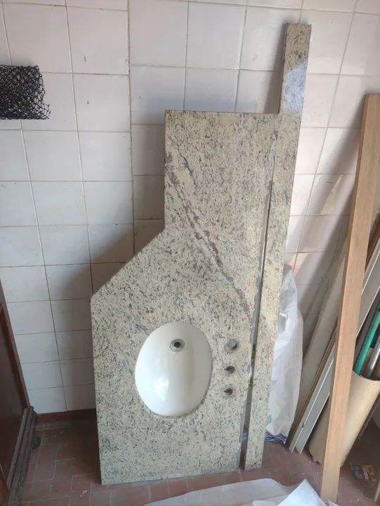 Pia de granito de banheiro em ótimo estado  - Foto 4