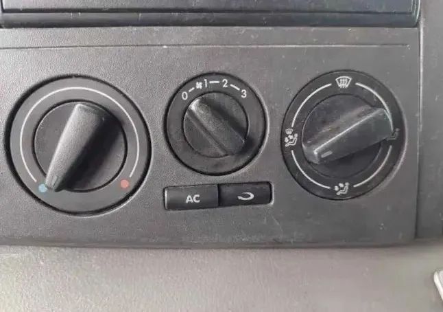 Vw 24250 Caçamba Ano 2010 - Foto 7