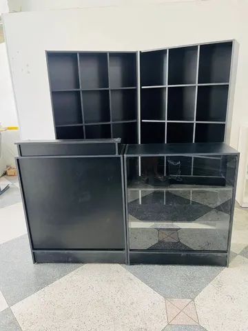 BALCÃO CAIXA + 1 BALCÃO VITRINE + 2 COLMÉIAS PRETA