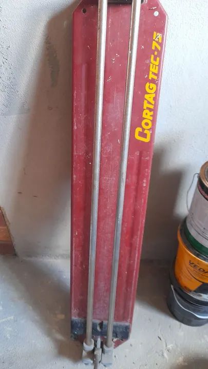 Cortador de cerâmica e porcelanato 