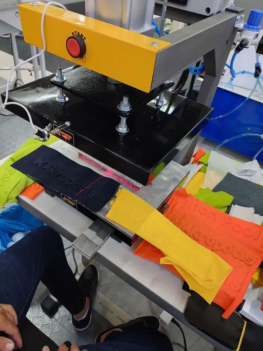 Prensa Térmica pra  Embossing e DTF - Foto 3