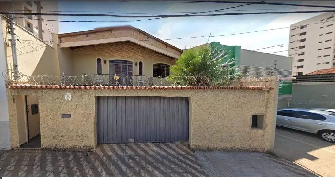 Casa no Mercês