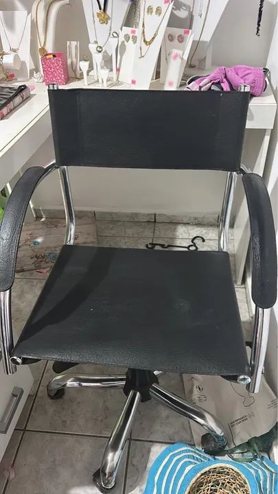 Vendo duas cadeiras giratórias  - Foto 5