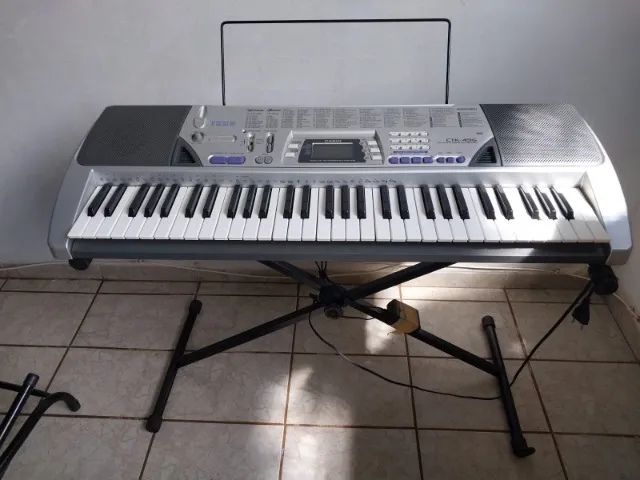 TECLADO CASIO CTK 496