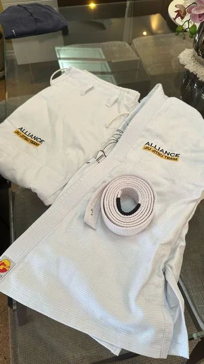 Kimono Jiu Jitsu A1 e faixa infantil Alliance - Foto 4