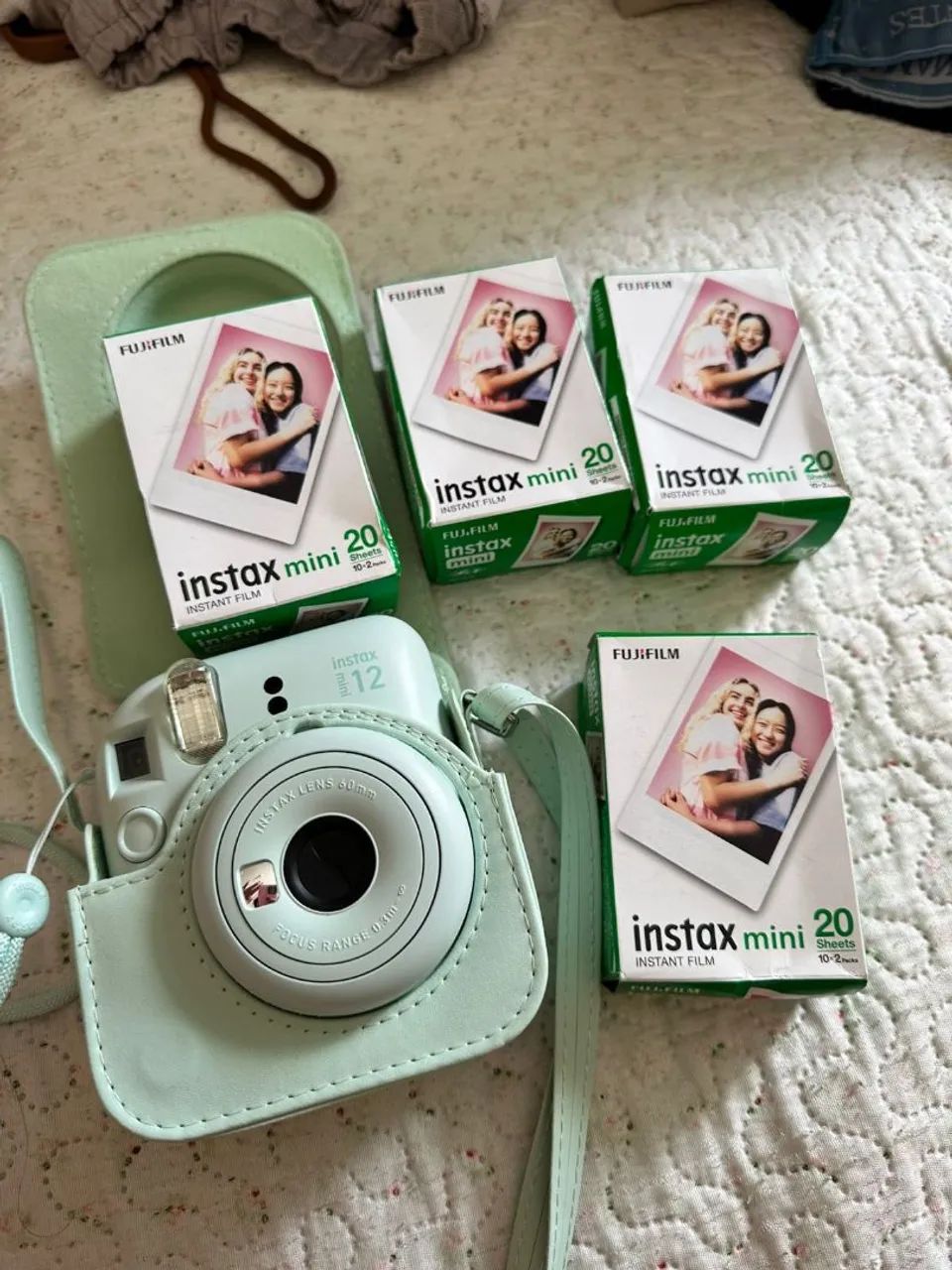 Câmera Instax Mini 12 + 20 Filmes