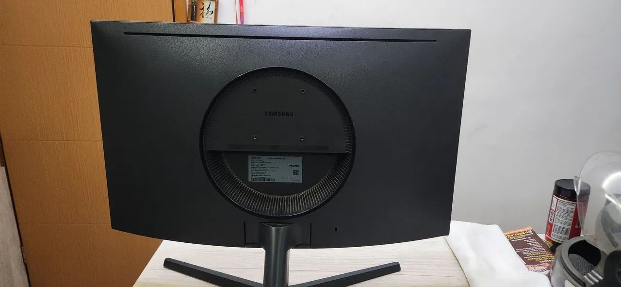 Monitor Curvo Samsung 27" Polegadas 240Hz - Foto 3