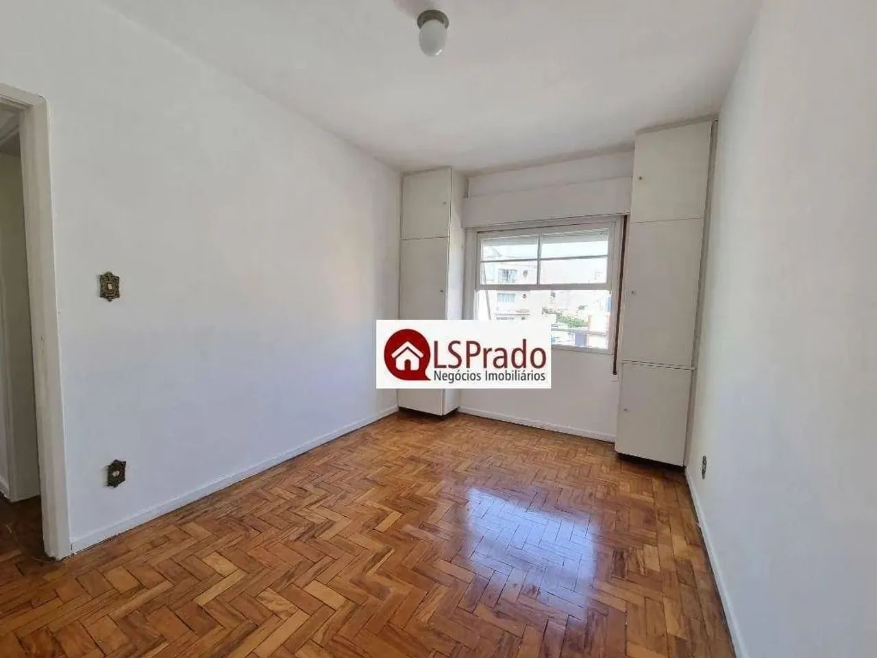Ótima localização, apartamento com 1 dormitório, sala para 2 ambientes e 1 vaga! - Foto 3